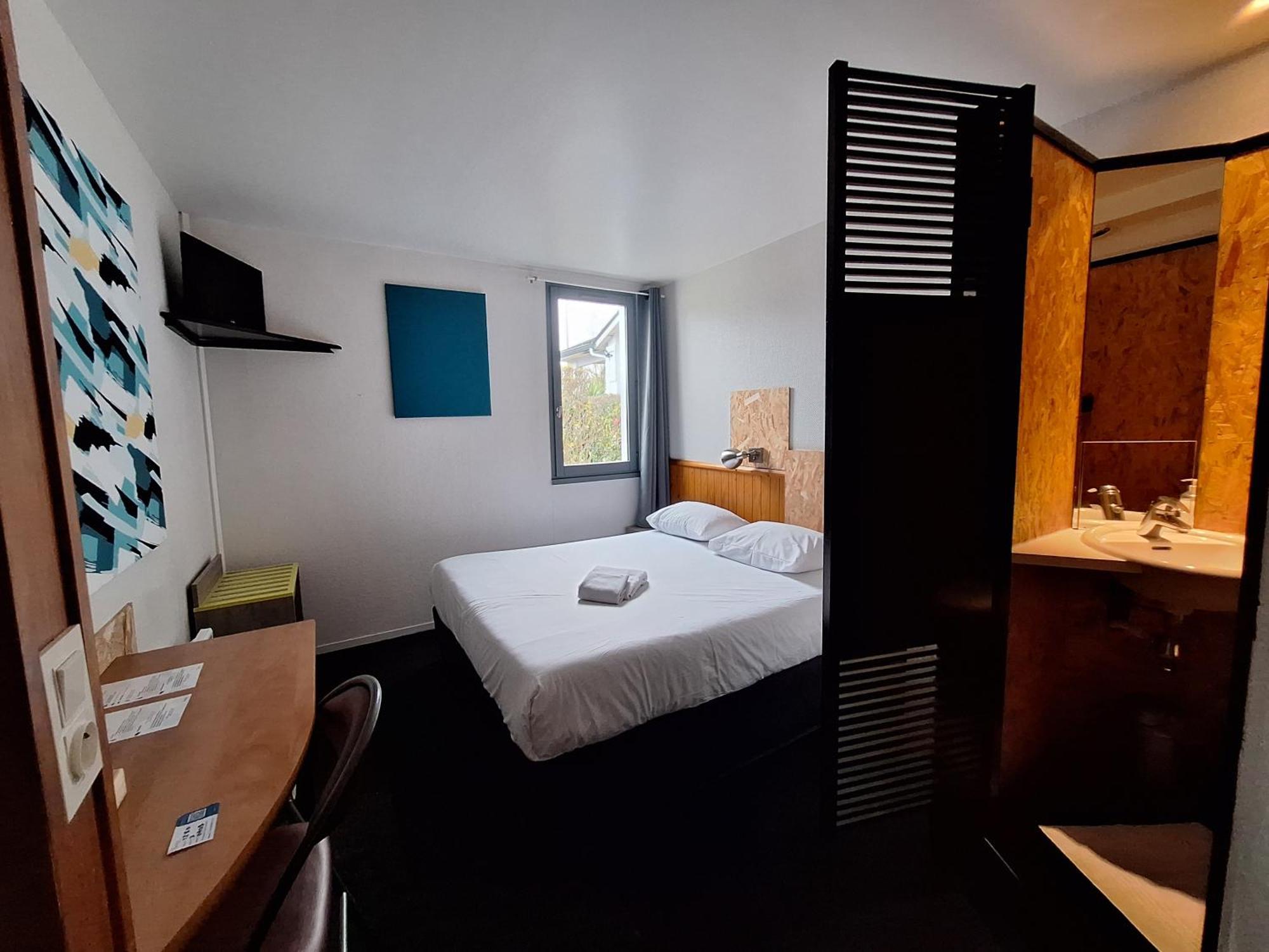 Escale Kennedy Hotel Merignac  Exterior photo